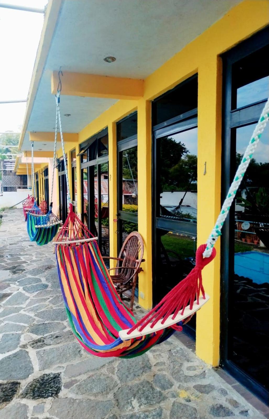 Hotel Porto Bello San Pedro La Laguna Exterior photo